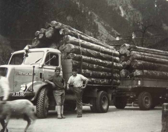 1958 - Lkw mit Anhänger, Fuhre von Hand geladen